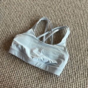 Lululemon Energy Bra - baby blue Size 2